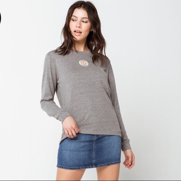 NWT Vans Ovaloid Women’s Boyfriend Tee - Picture 1 of 6